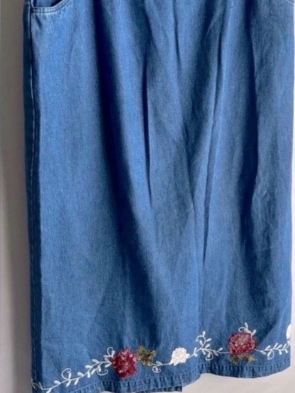 Price Drop ♥️ Denim&Co Retro Embroidered Pencil Skirt 37” Long with Pockets 1X